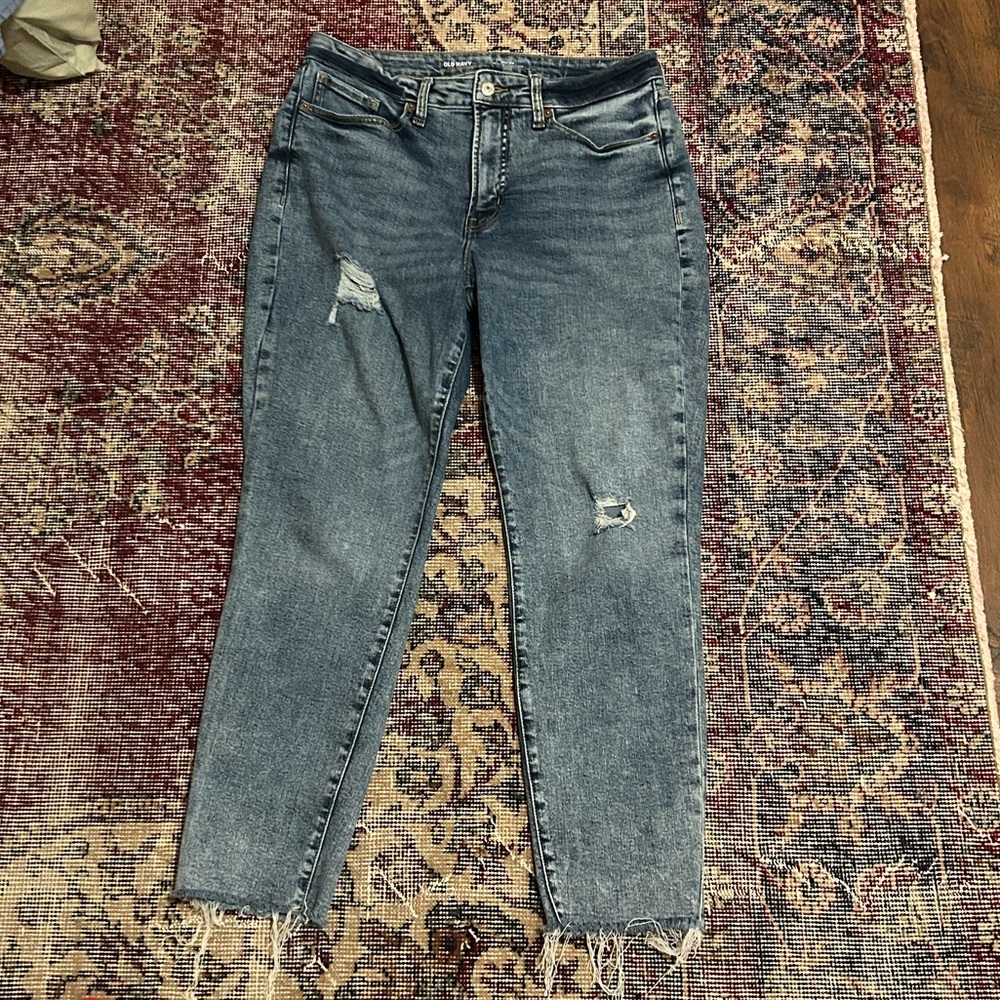 {Old Navy} high-rise OG straight distressed skinny jeans